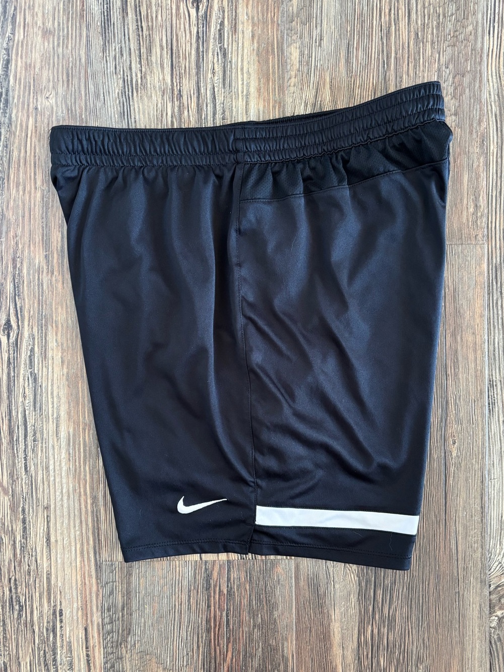 Nike Dri-Fit Athletic Shorts Mens M Black White Stripe Mesh Lined Drawstring Gym